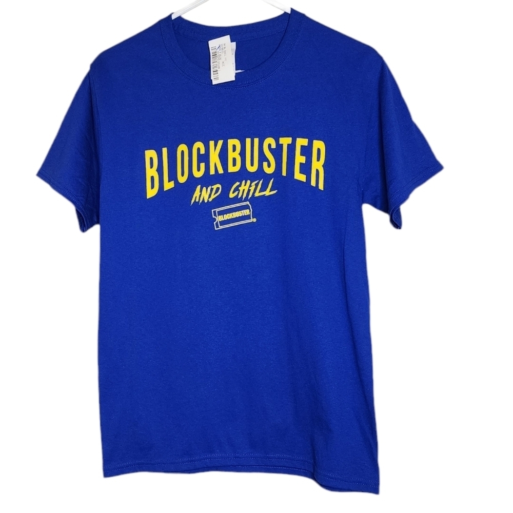NWT‎ blockbuster t-shirt